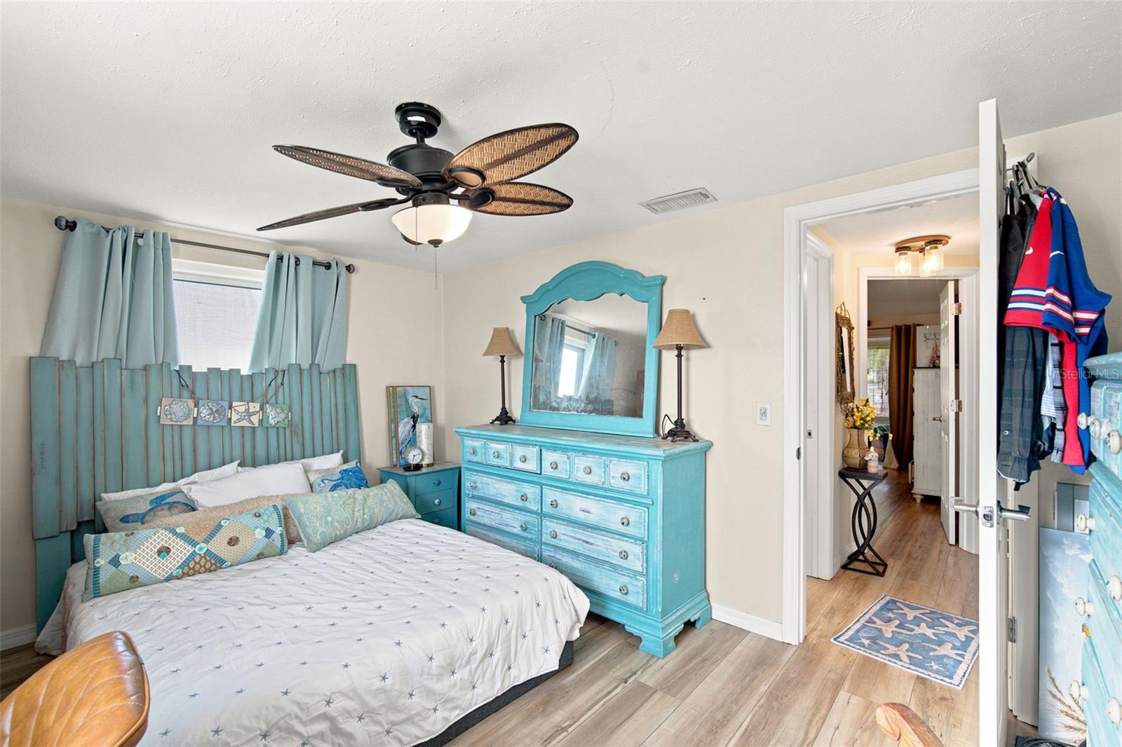 12816 4th Isle Property Photo 24