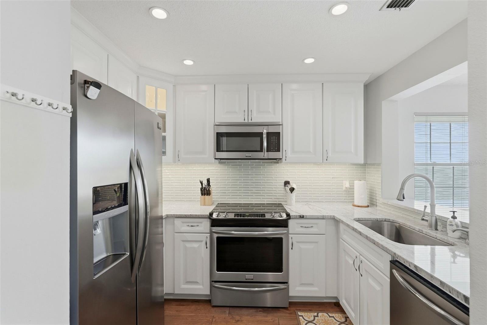 6817 Stones Throw Cir N #17208 Property Photo 3