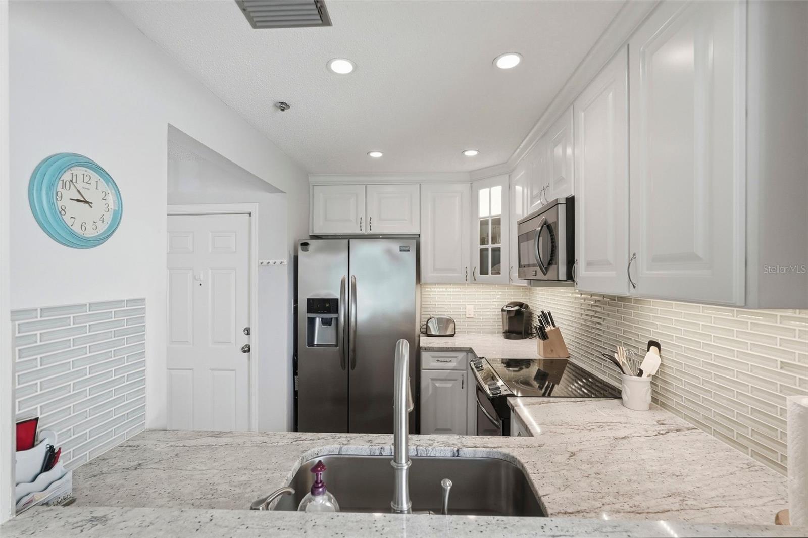 6817 Stones Throw Cir N #17208 Property Photo 4