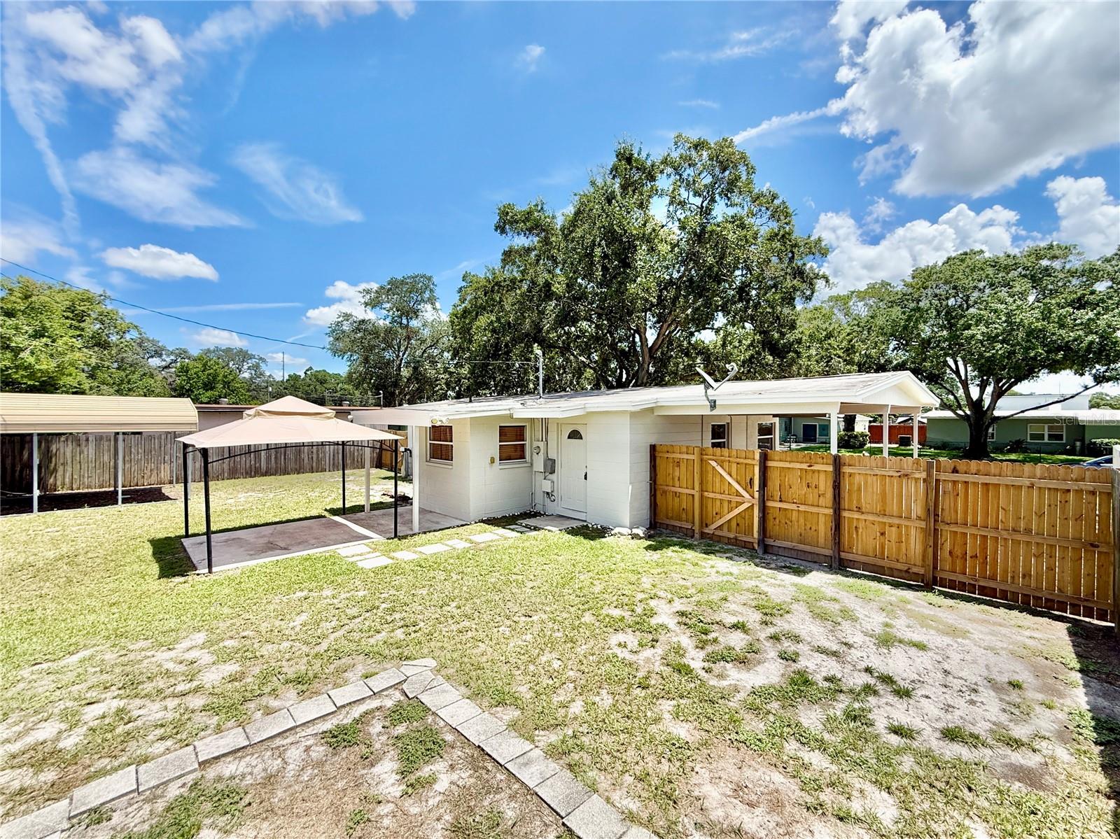 7810 Felice Ave Property Photo 4