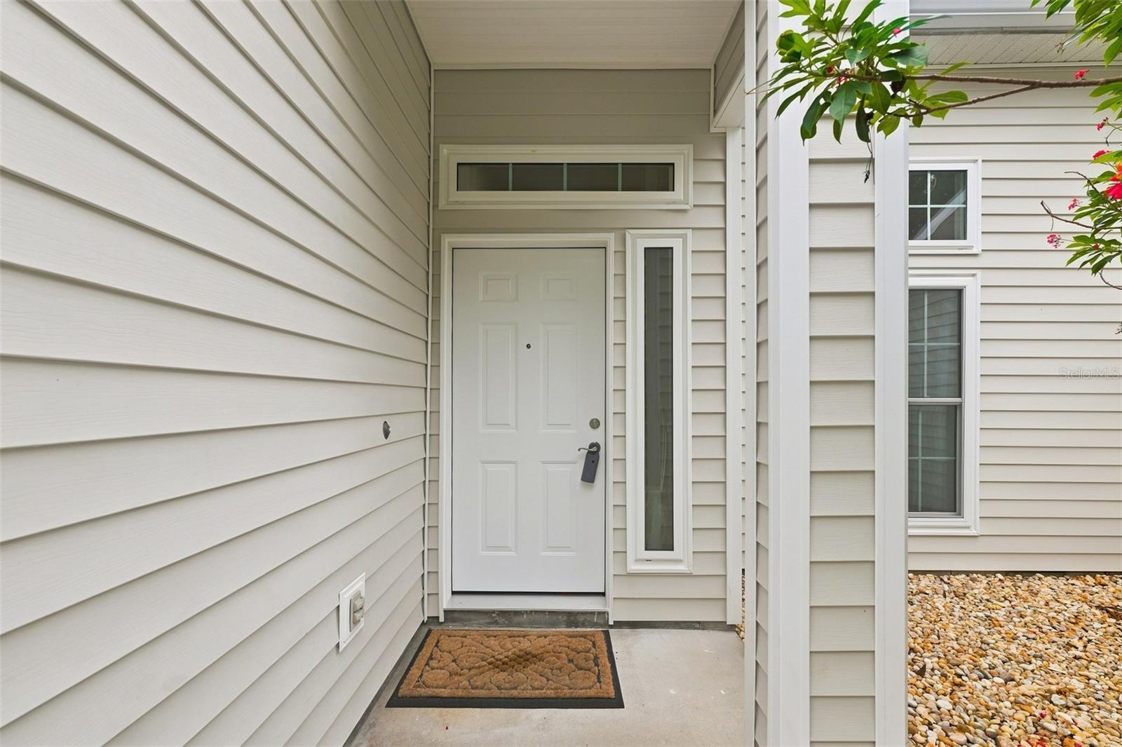 1821 Lake Heron Dr Property Photo 3