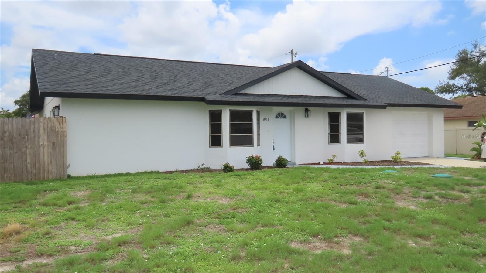 807 NECTAR RD Property Photo 1