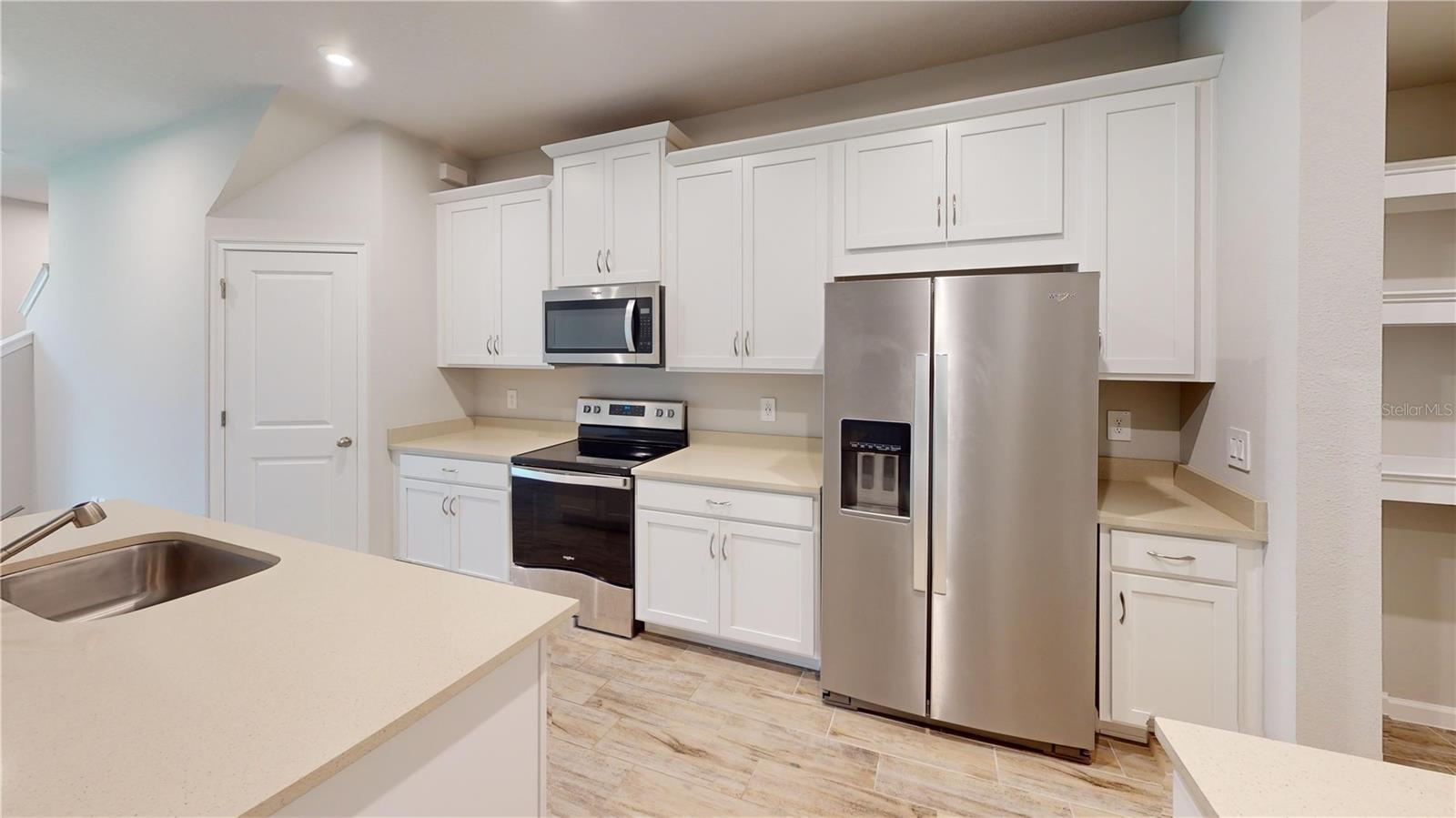26130 Fantasy Sky Ln Property Photo 9