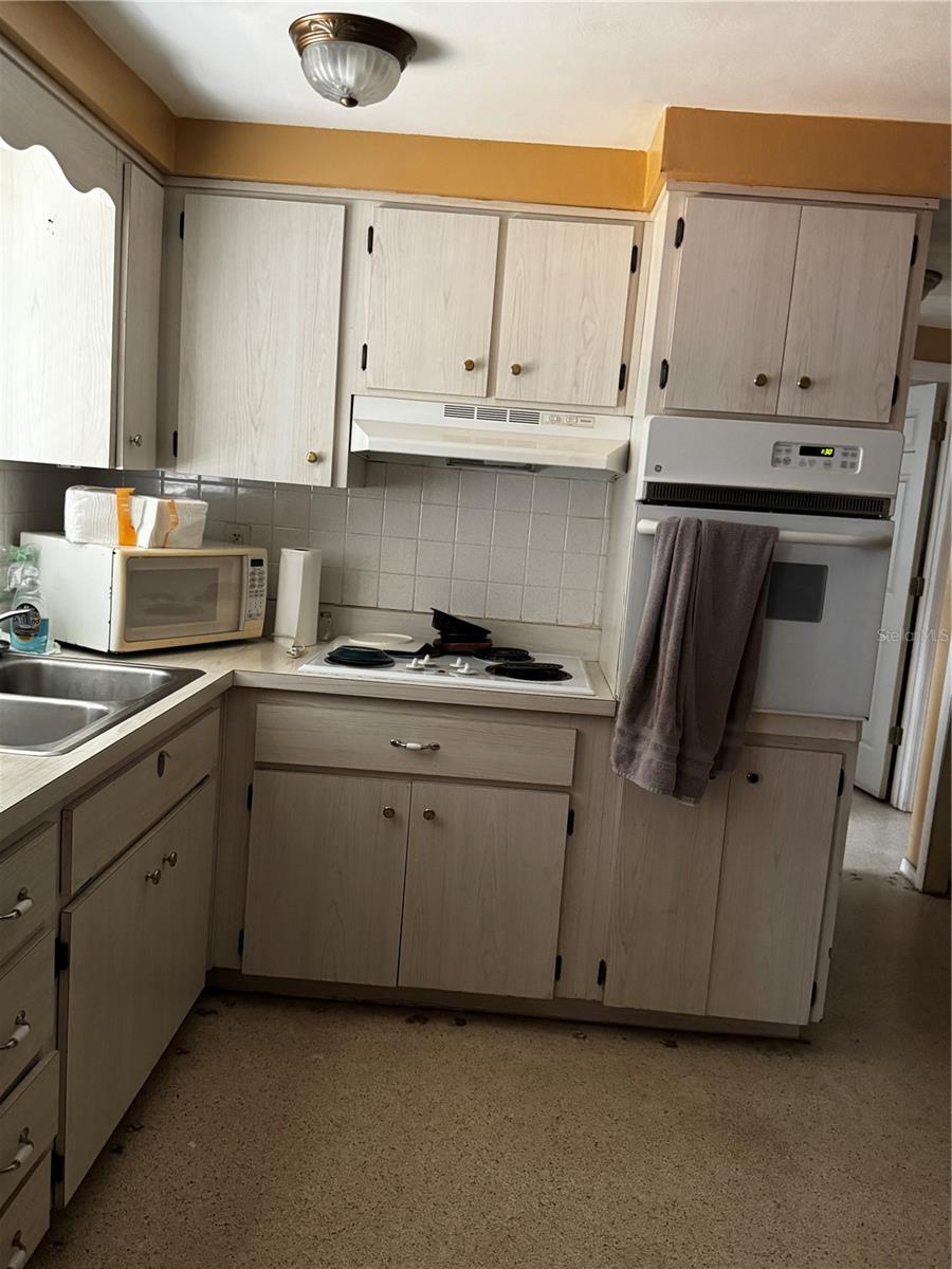 2552 Limewood Dr Property Photo 8