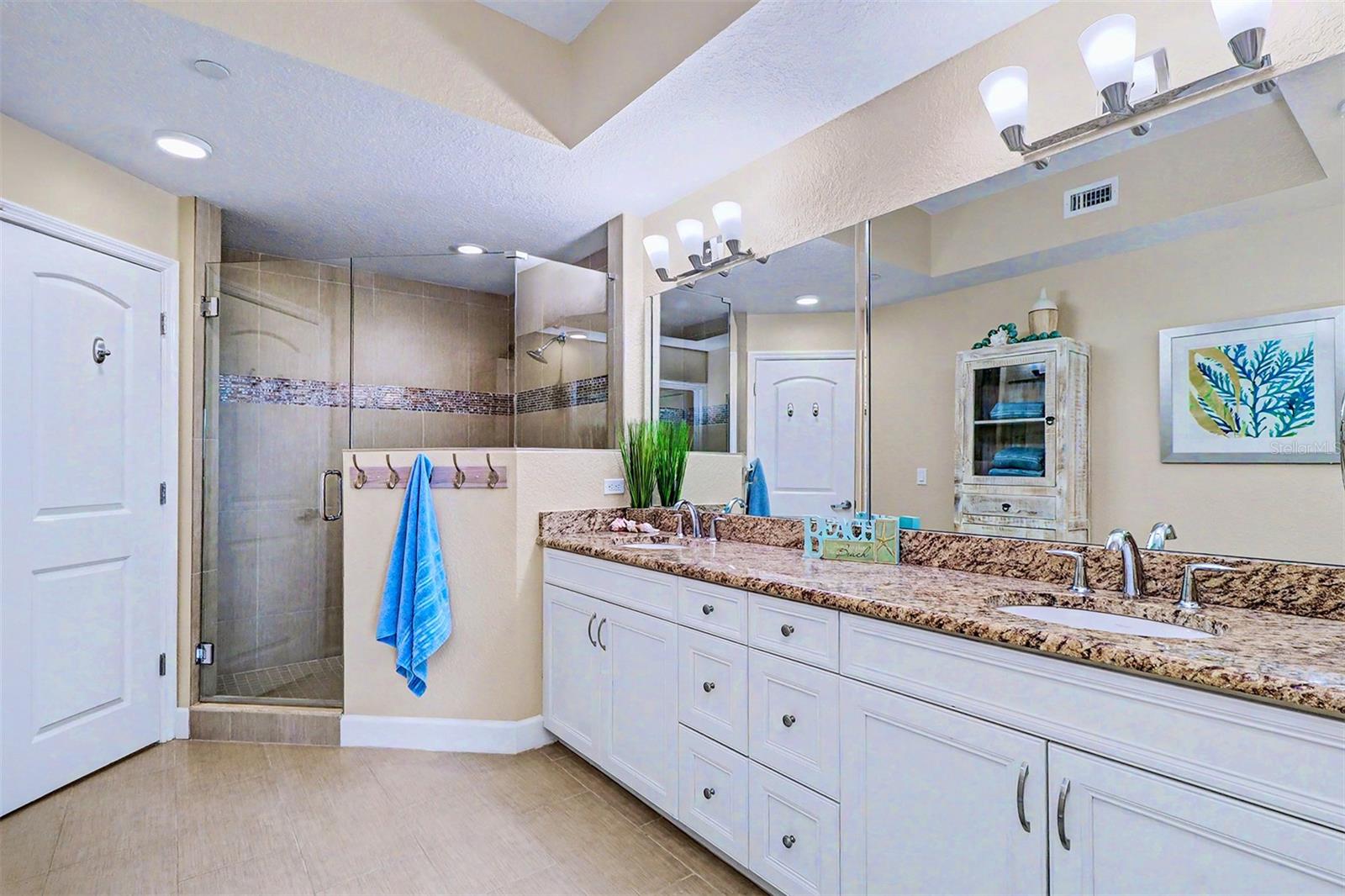 19519 Gulf Blvd #202 Property Photo 33