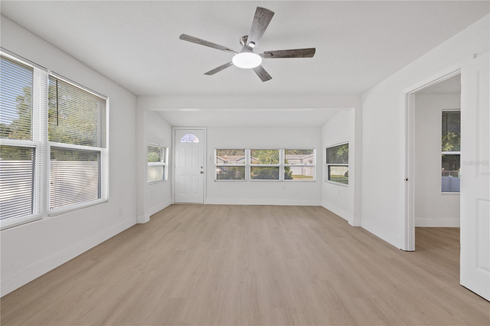 8714 N Blvd Property Photo 5