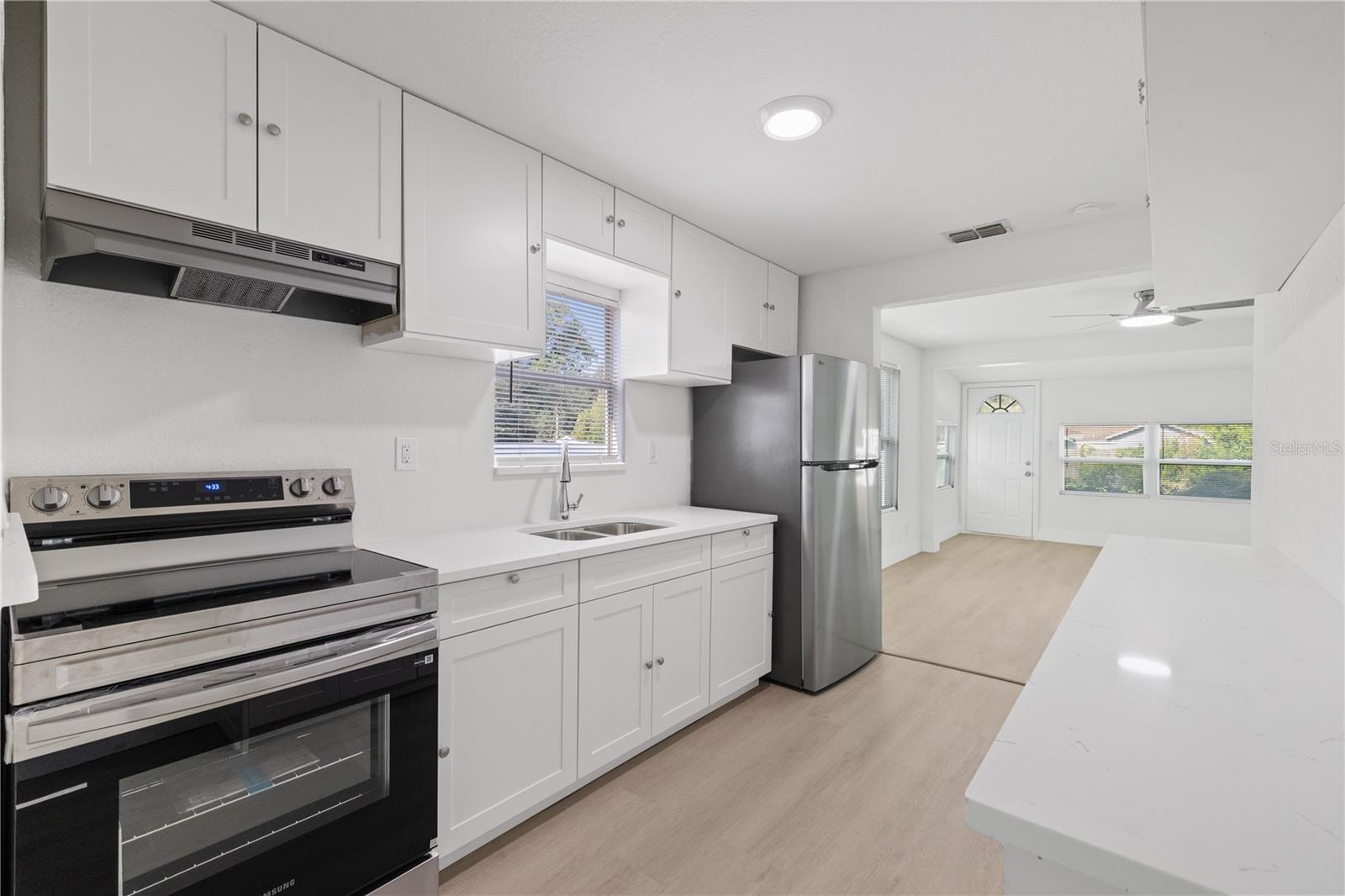 8714 N Blvd Property Photo 10