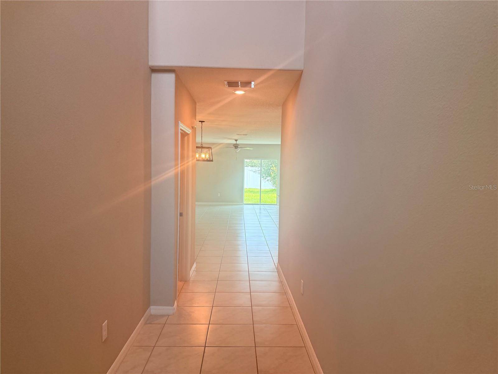 10363 Shady Preserve Dr Property Photo 3