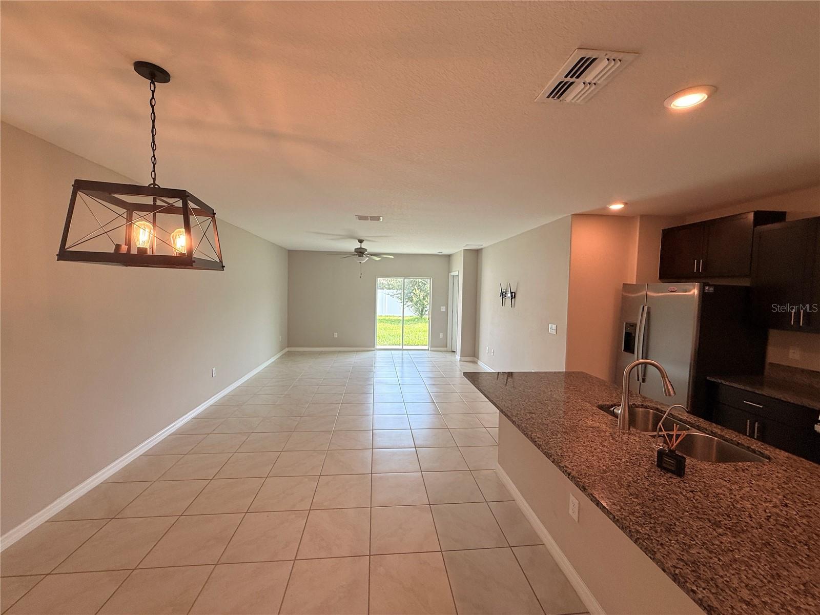 10363 Shady Preserve Dr Property Photo 9