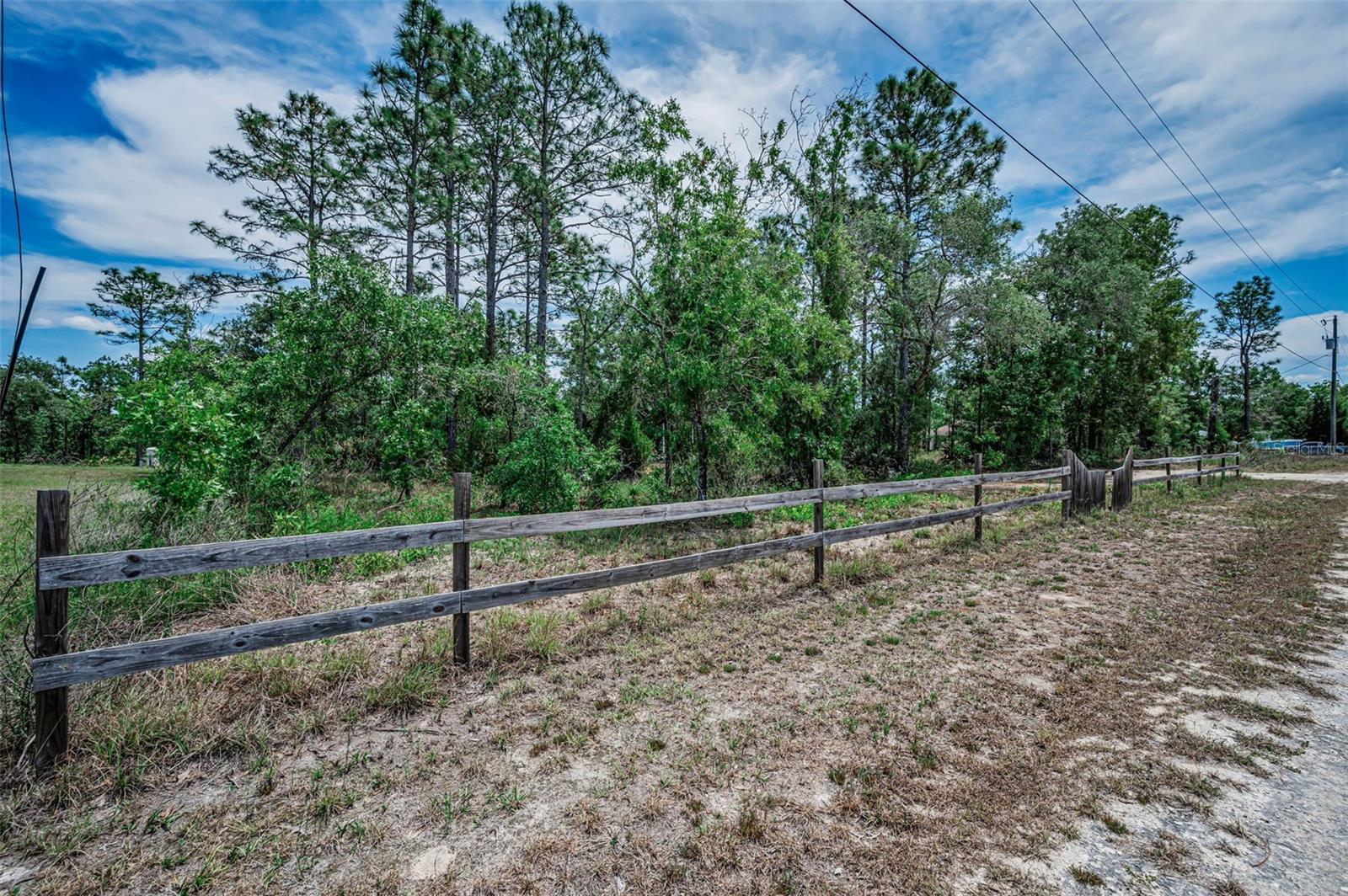 12132 FRANKWOOD RD Property Photo 1