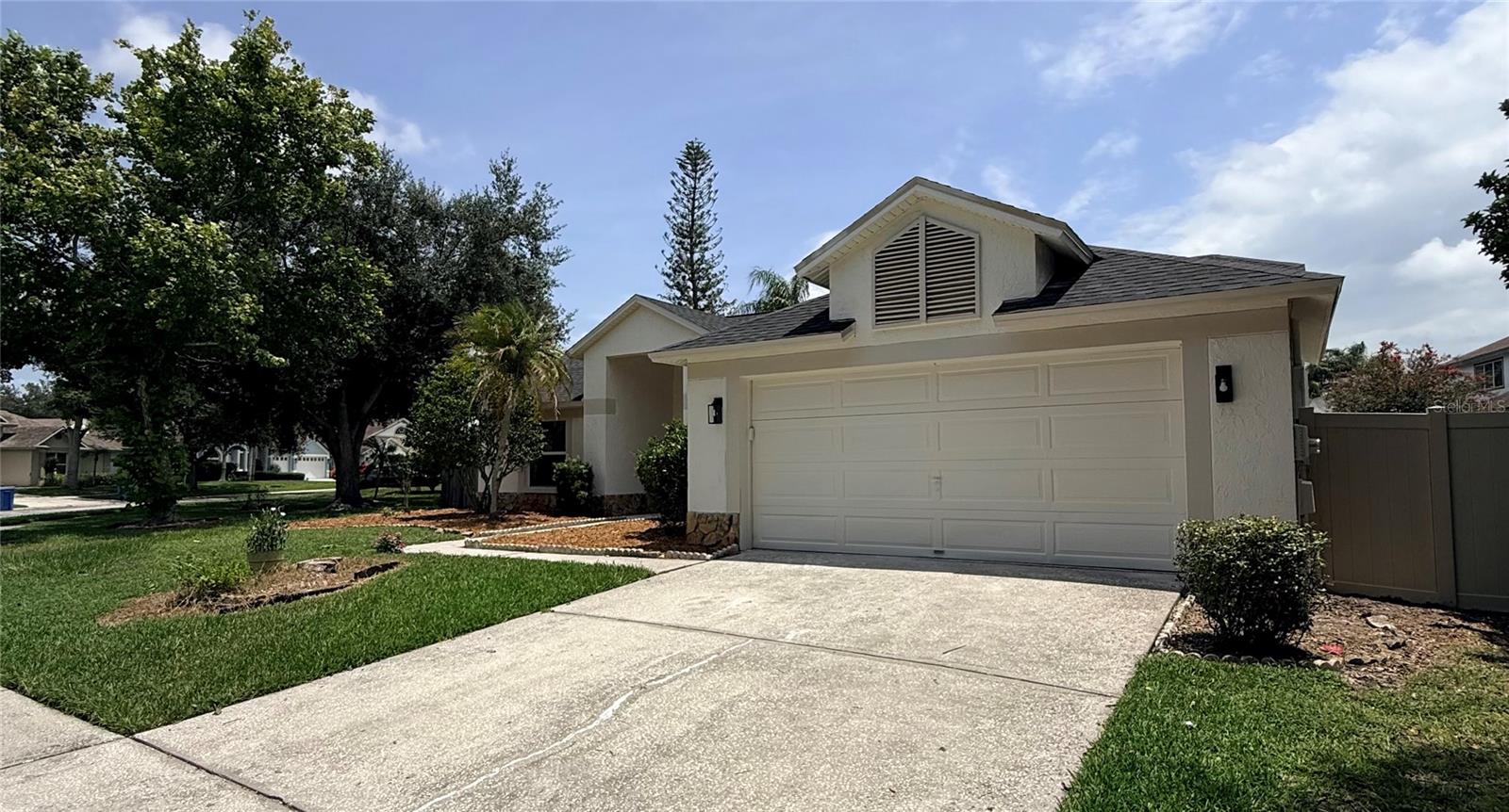 9207 Mill Cir Property Photo 2