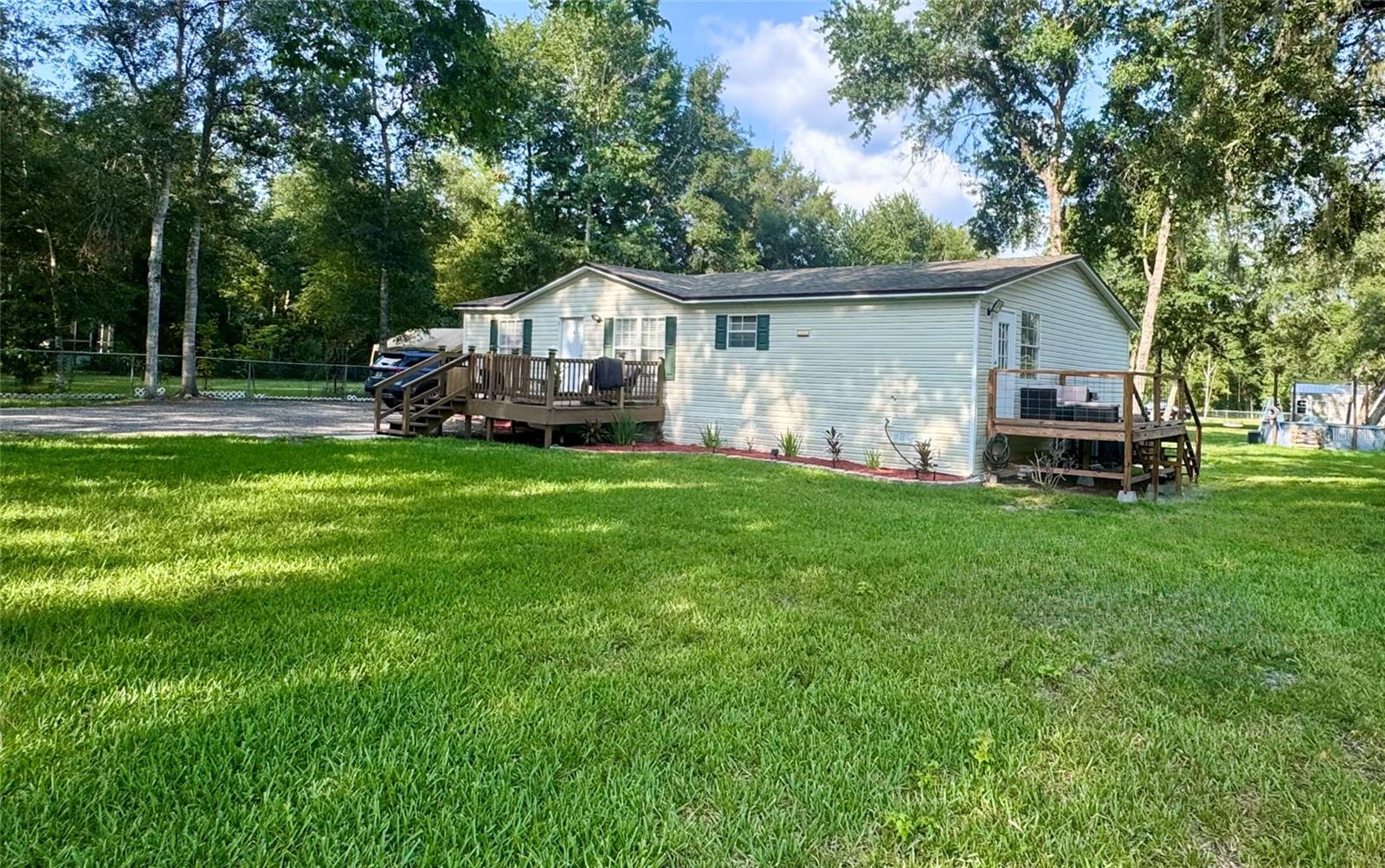 5080 Cedar Ln Property Photo 3