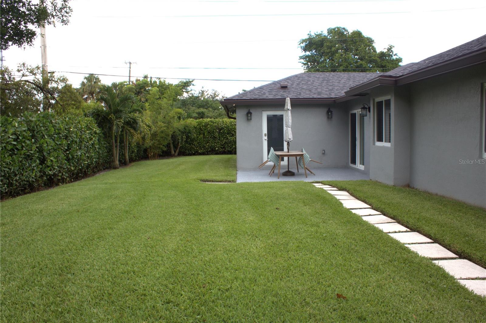 12480 Sw 2nd St Property Photo 22