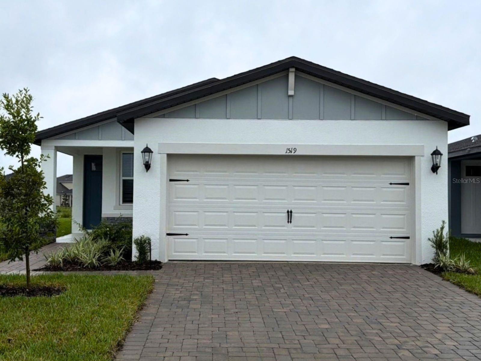 1519 Brekey Way Property Photo 1