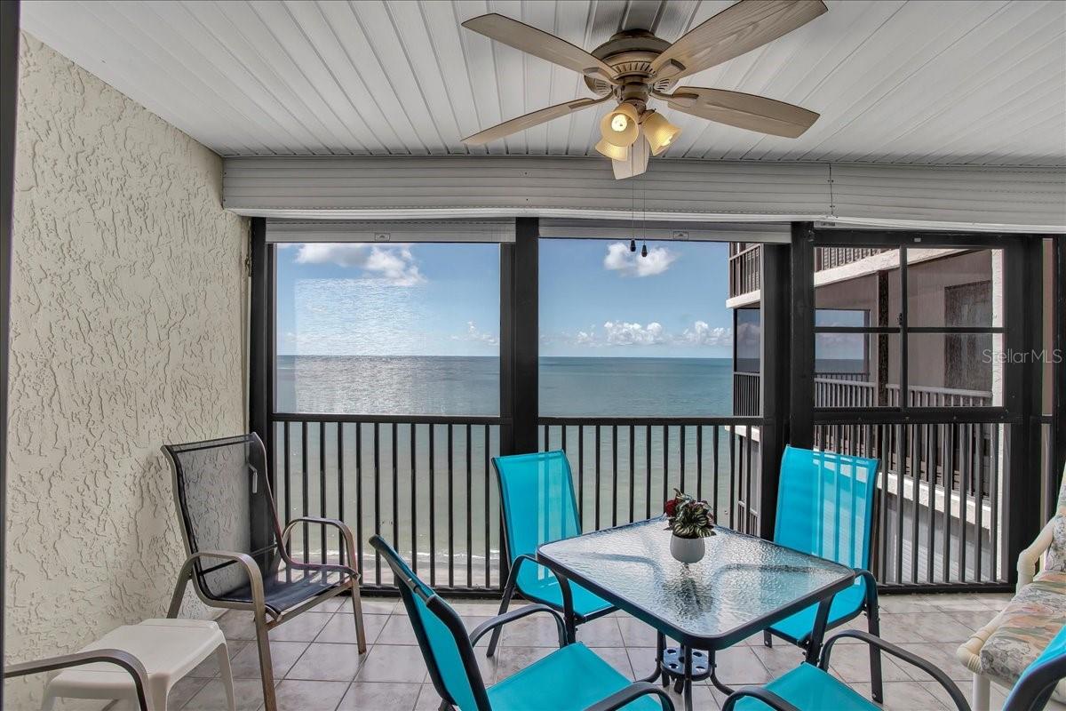 15462 Gulf Blvd #903 Property Photo 4