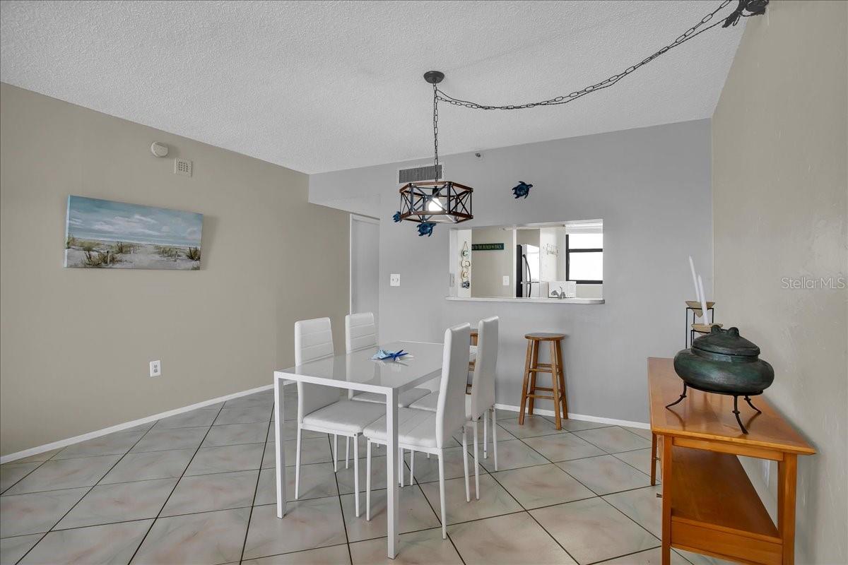 15462 Gulf Blvd #903 Property Photo 22