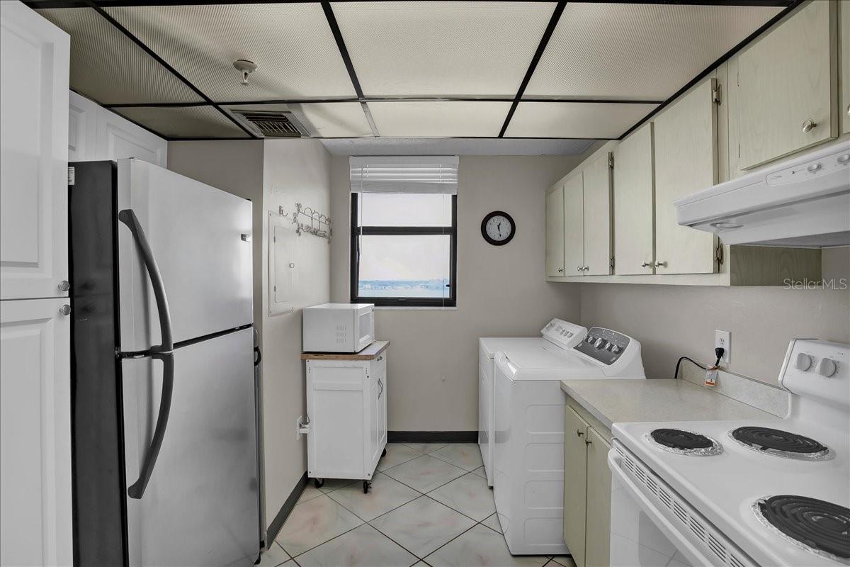 15462 Gulf Blvd #903 Property Photo 25