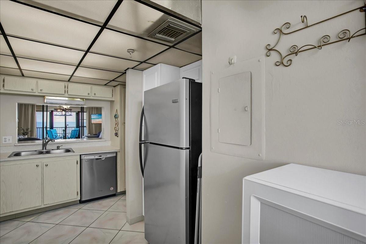 15462 Gulf Blvd #903 Property Photo 30