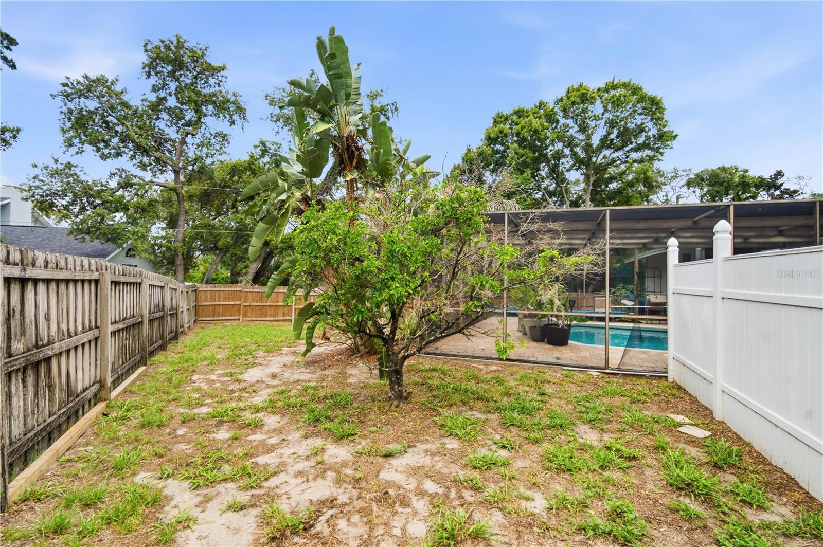 2860 Briarwood Ln Property Photo 10