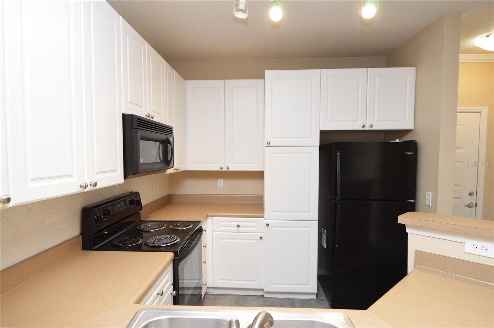 4221 W Spruce St #2229 Property Photo 10