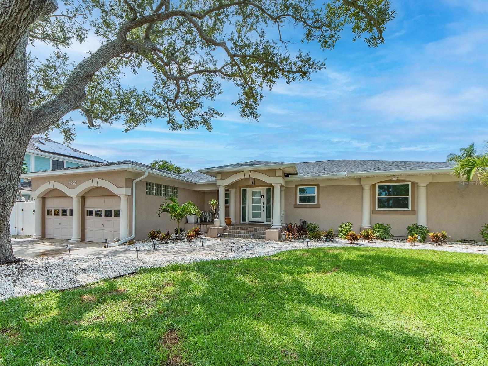 1826 Venetian Point Dr Property Photo 1