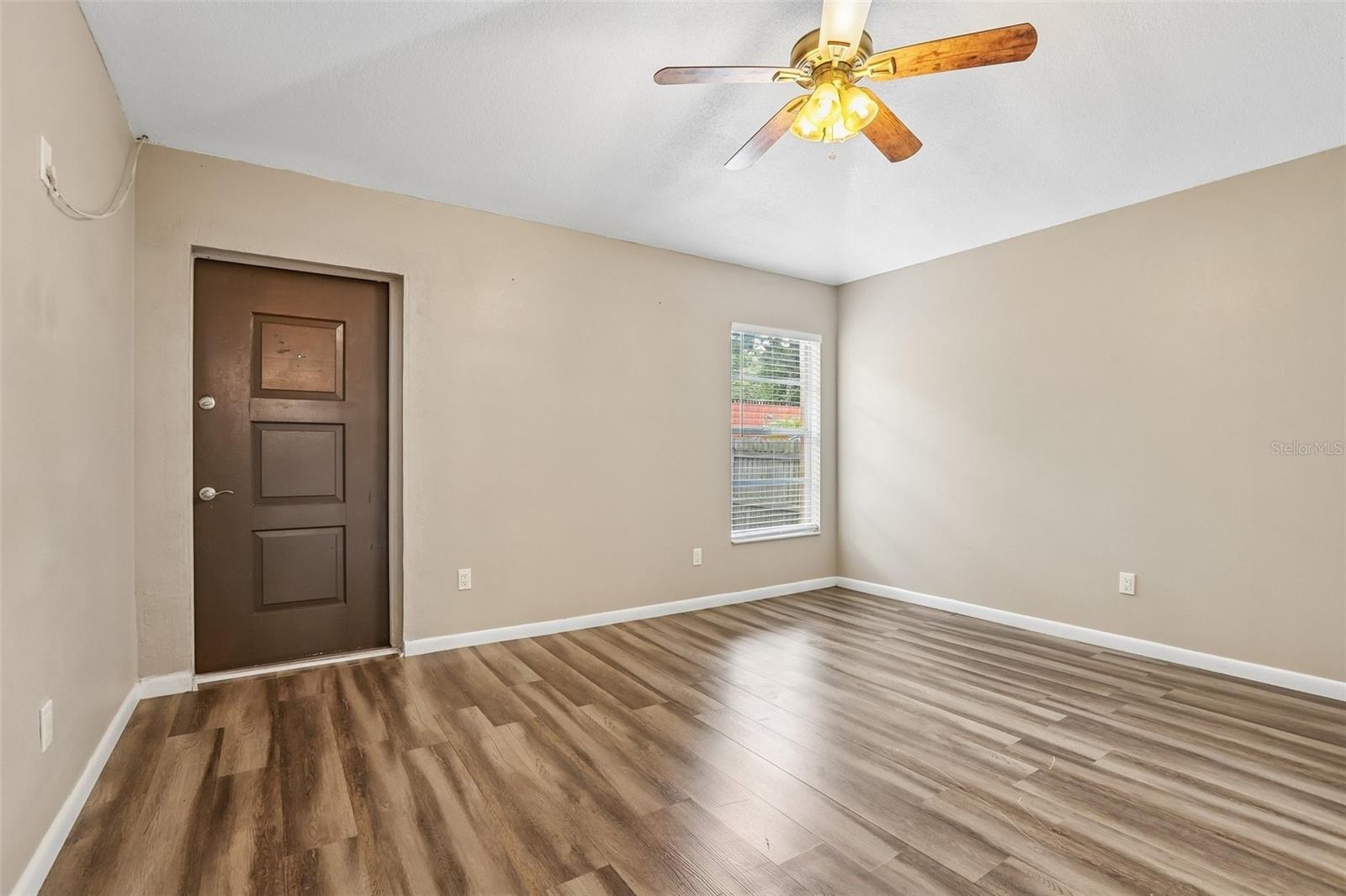 8711 Busch Oaks St Property Photo 8