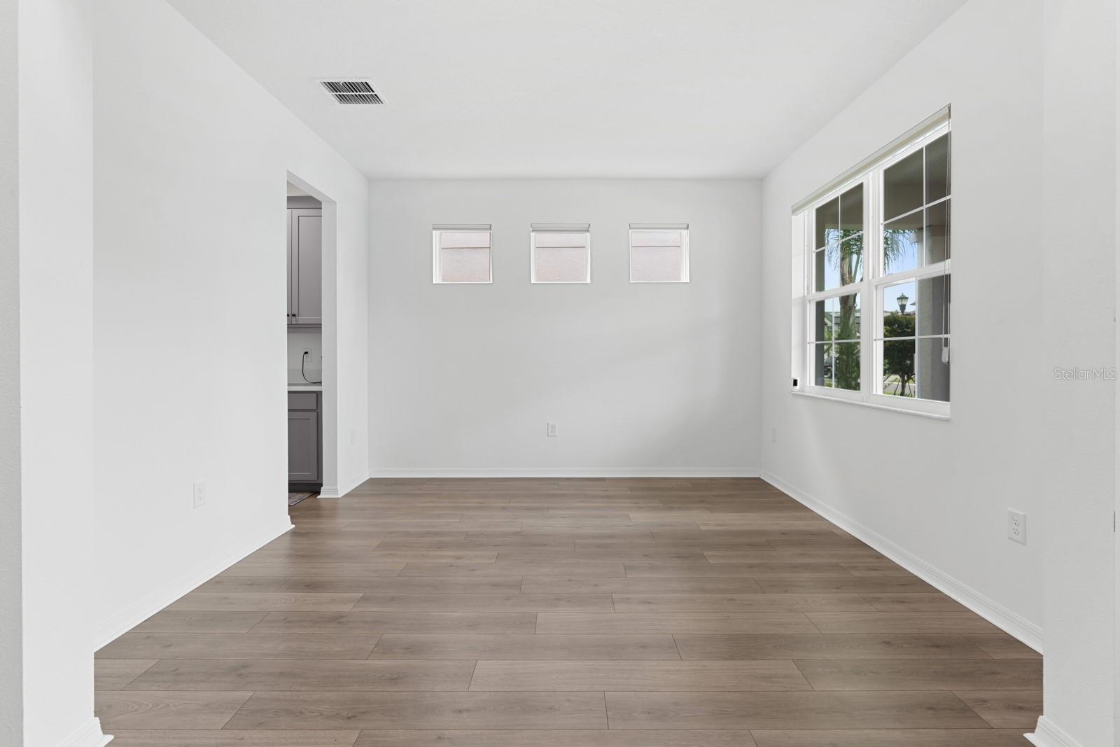 10726 New Morning Dr Property Photo 12
