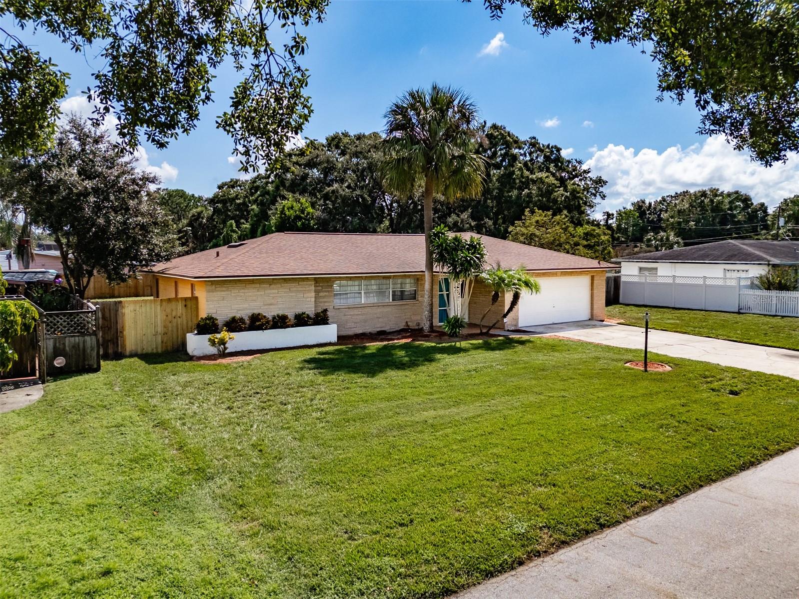 5004 S Hesperides St Property Photo 3