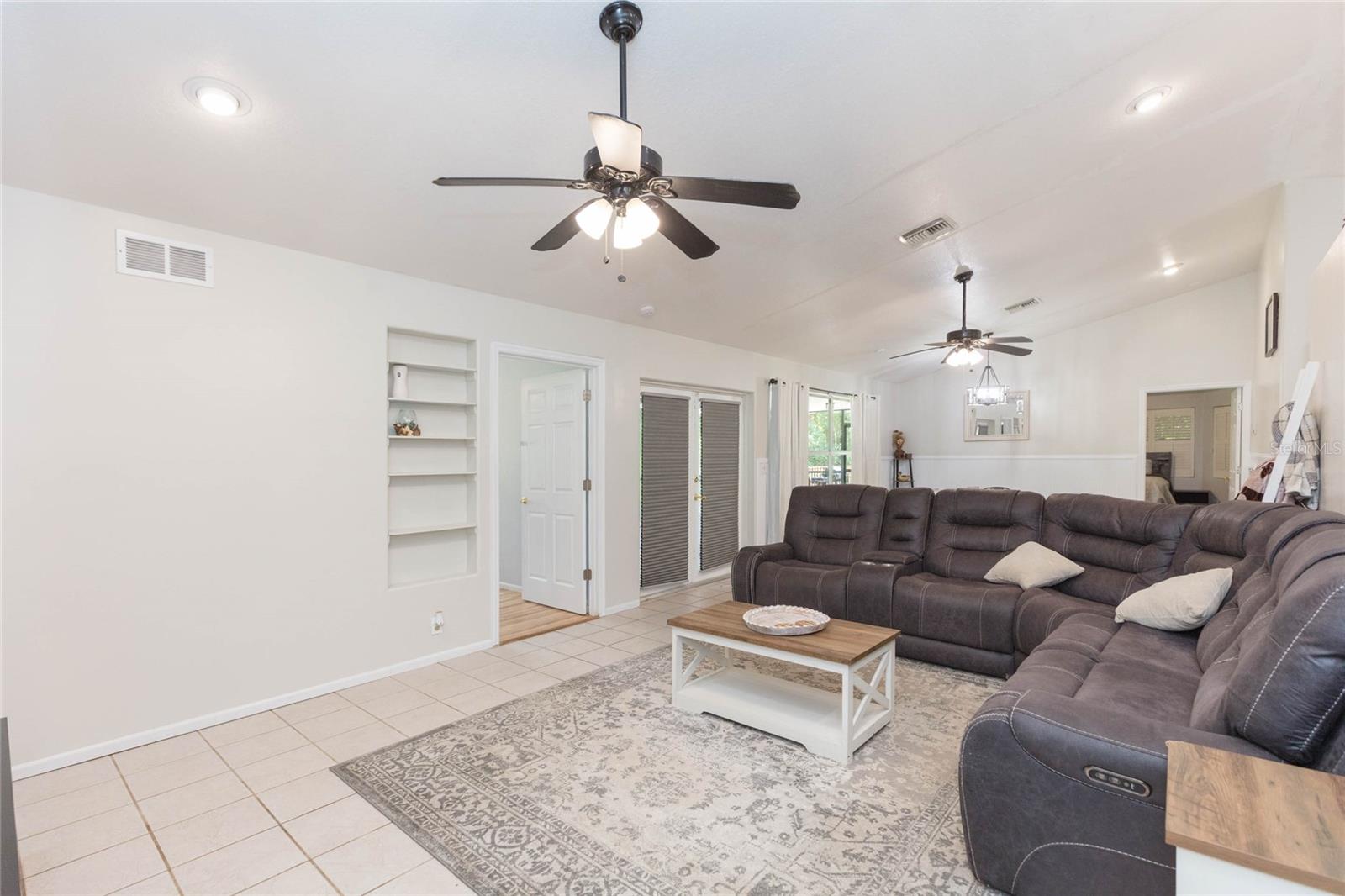 34299 Belt Dr Property Photo 3
