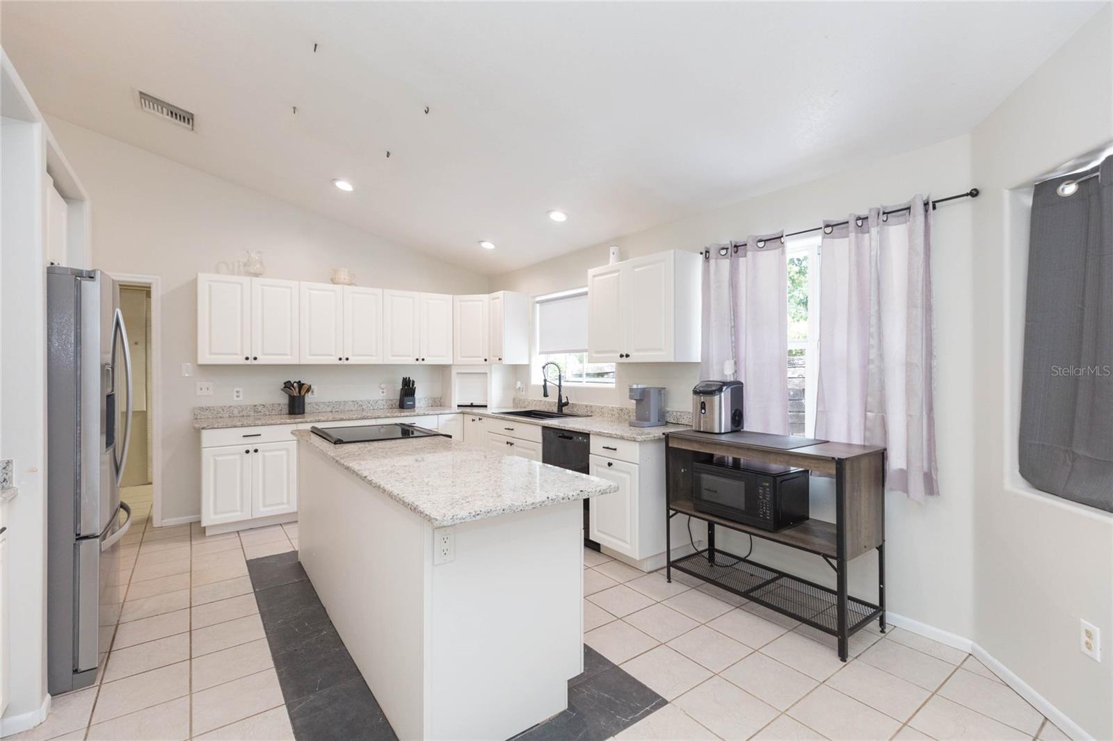 34299 Belt Dr Property Photo 6
