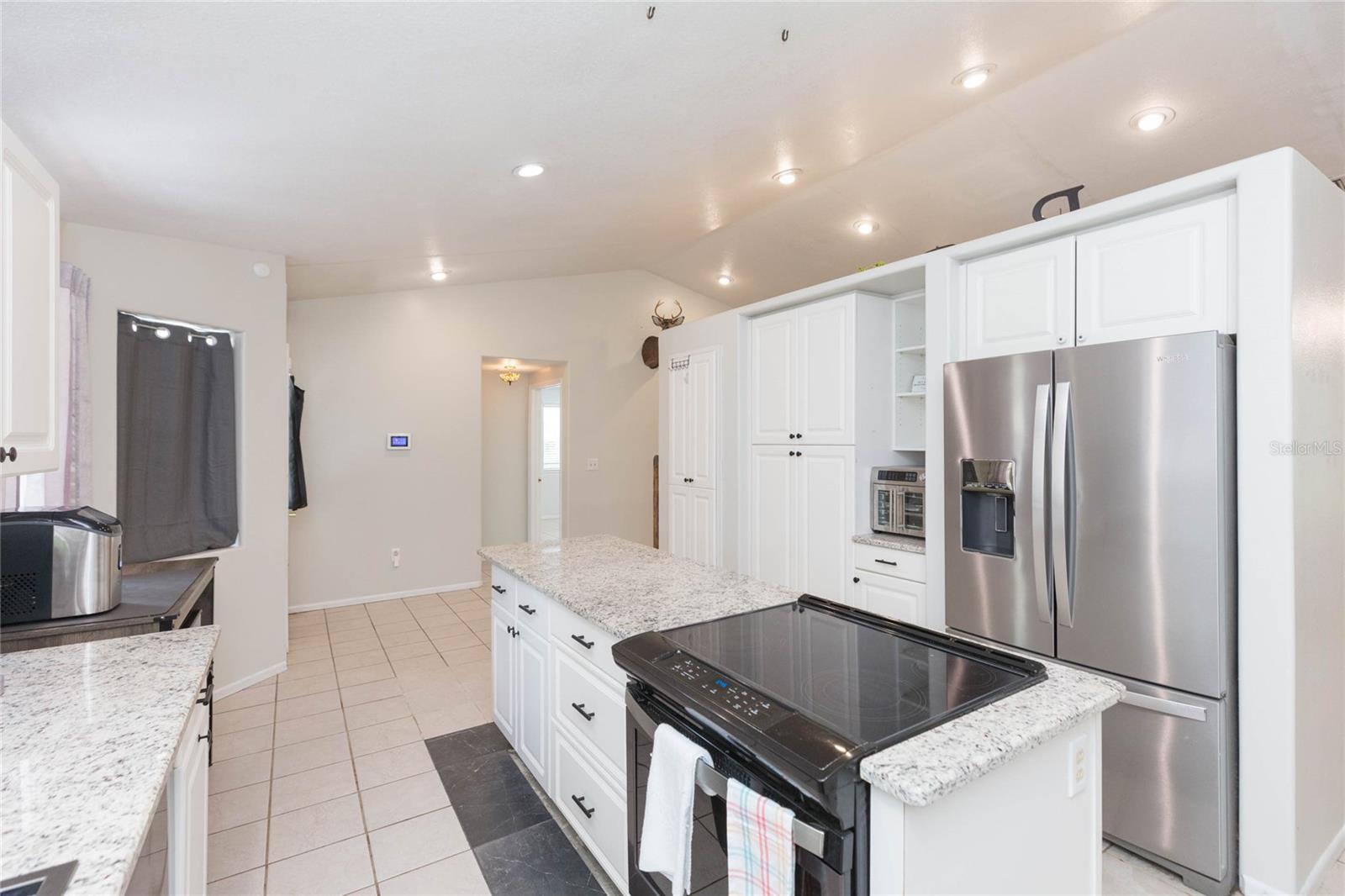 34299 Belt Dr Property Photo 8