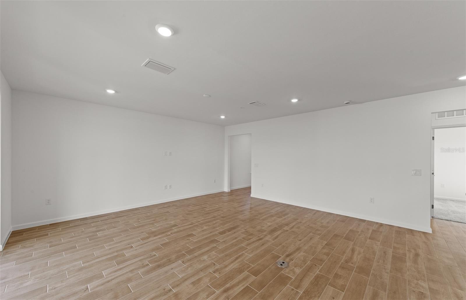 759 Balleby Trl Property Photo 6