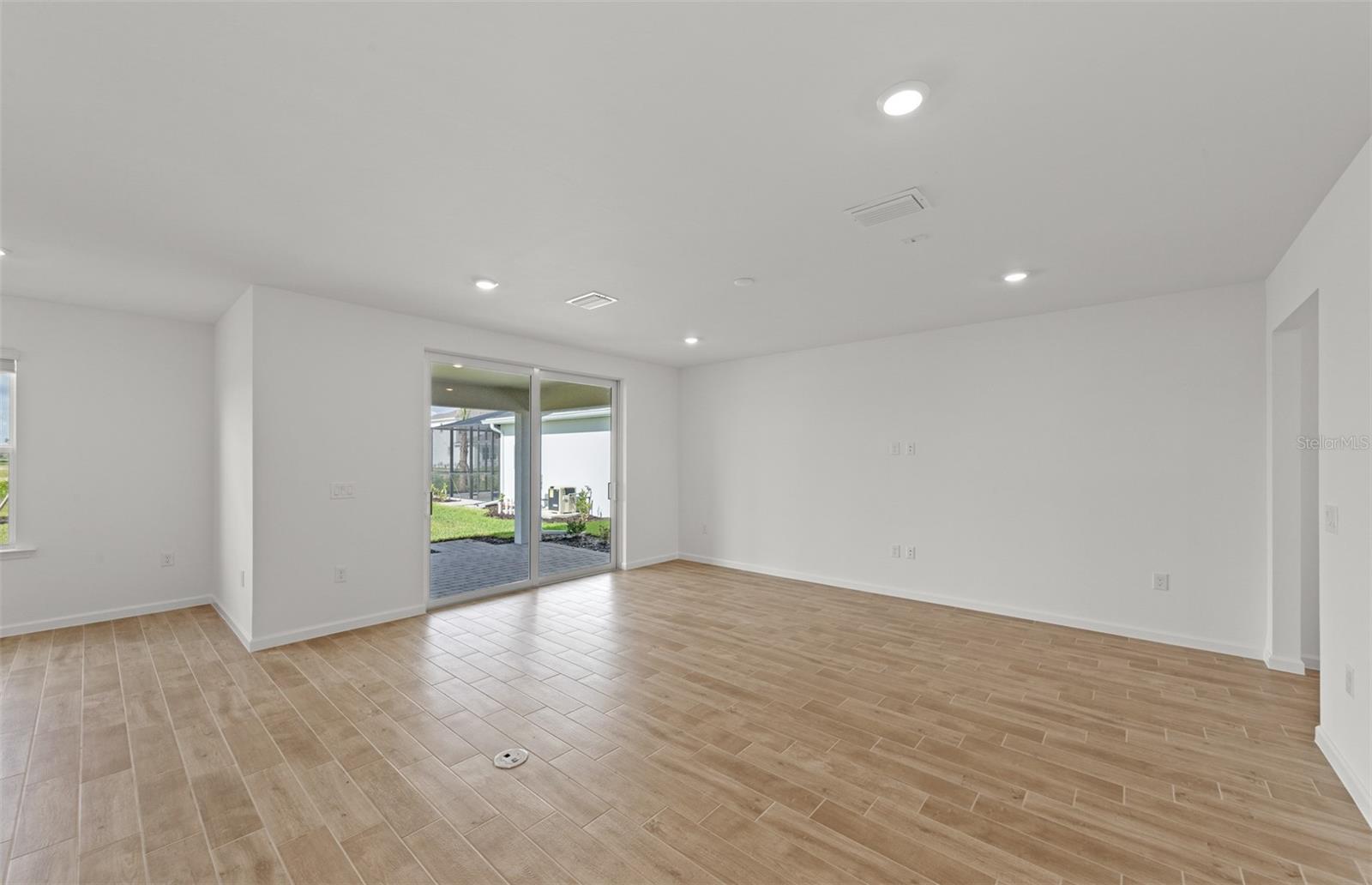 759 Balleby Trl Property Photo 7