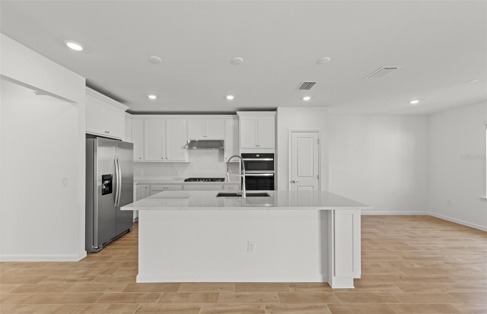 759 Balleby Trl Property Photo 8