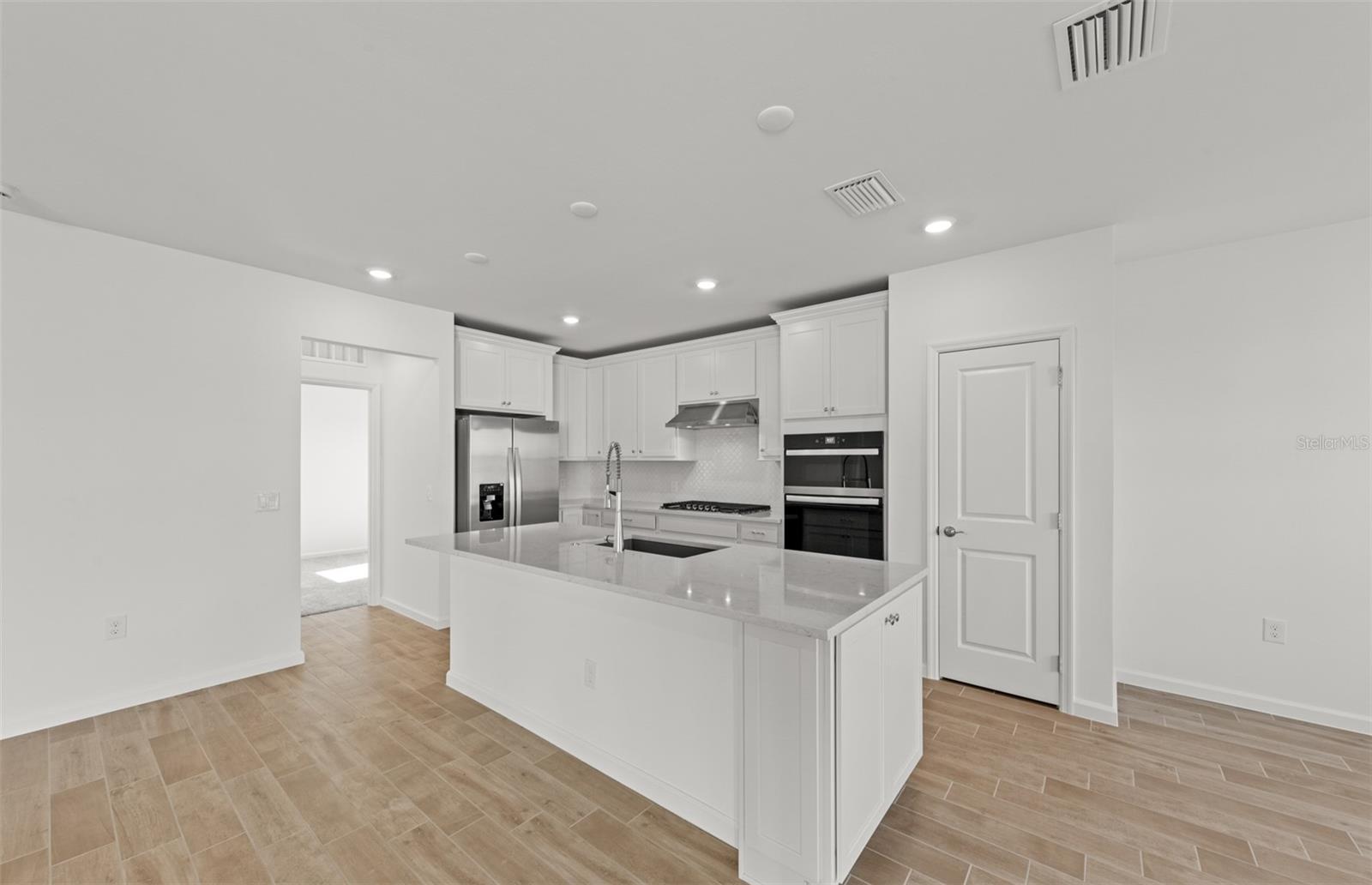 759 Balleby Trl Property Photo 9