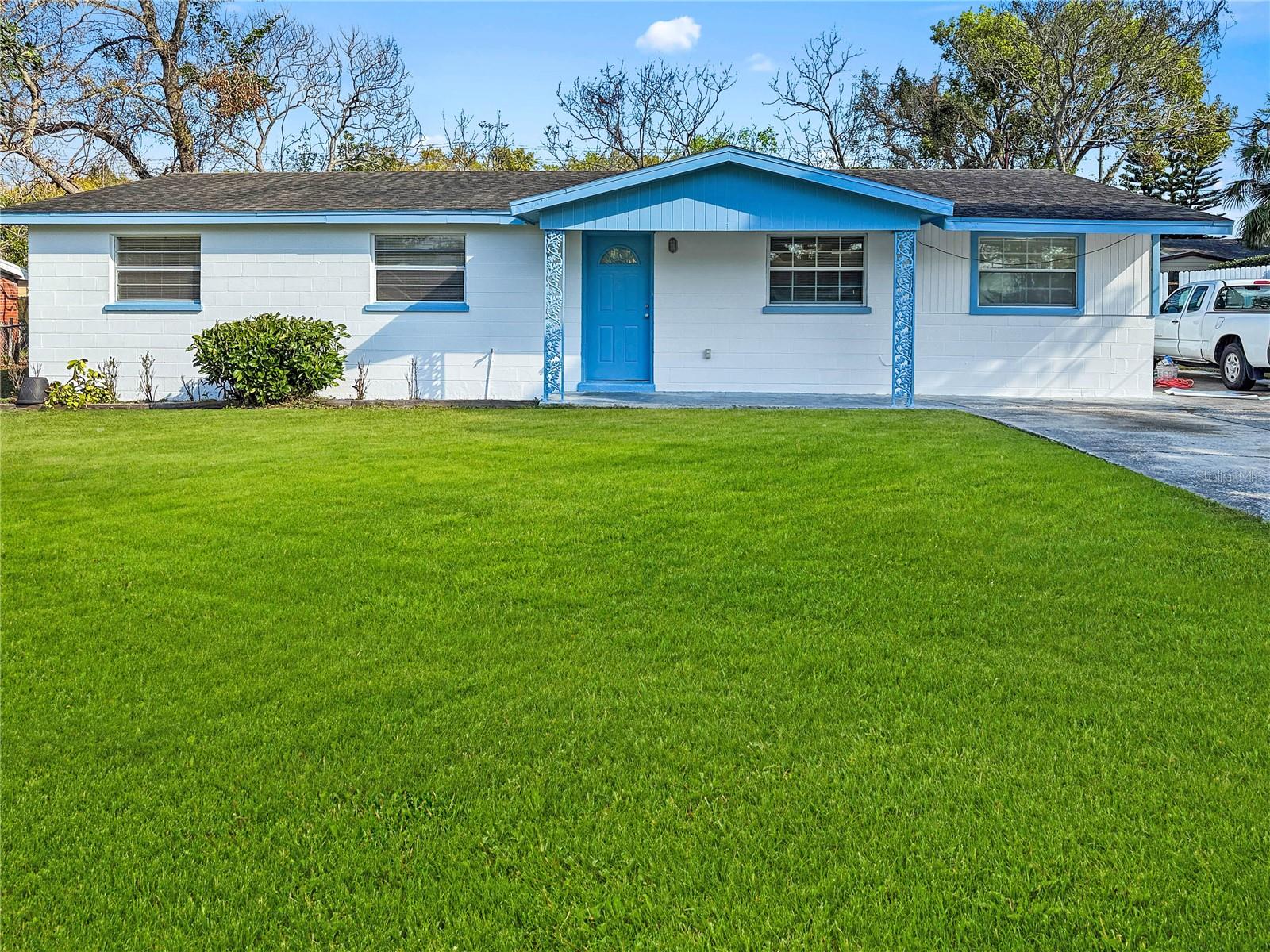 1821 BELLGROVE ST Property Photo 1