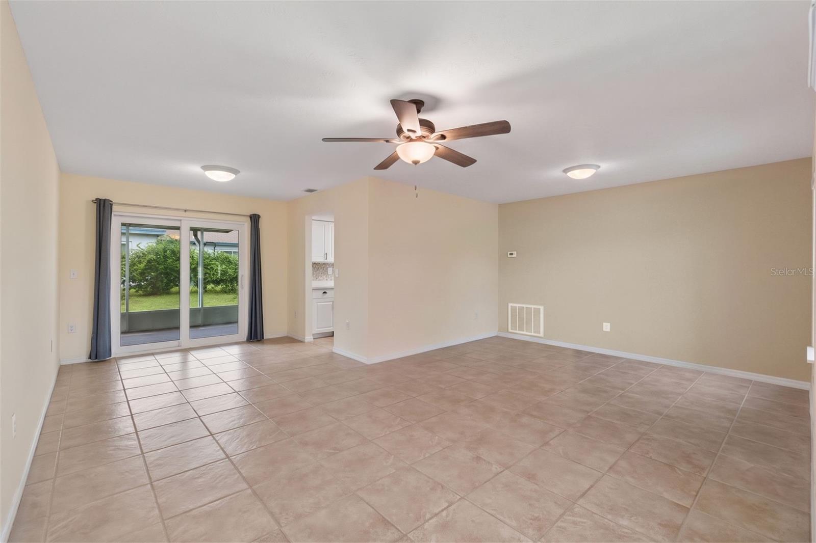 12807 Willowdale Way Property Photo 11