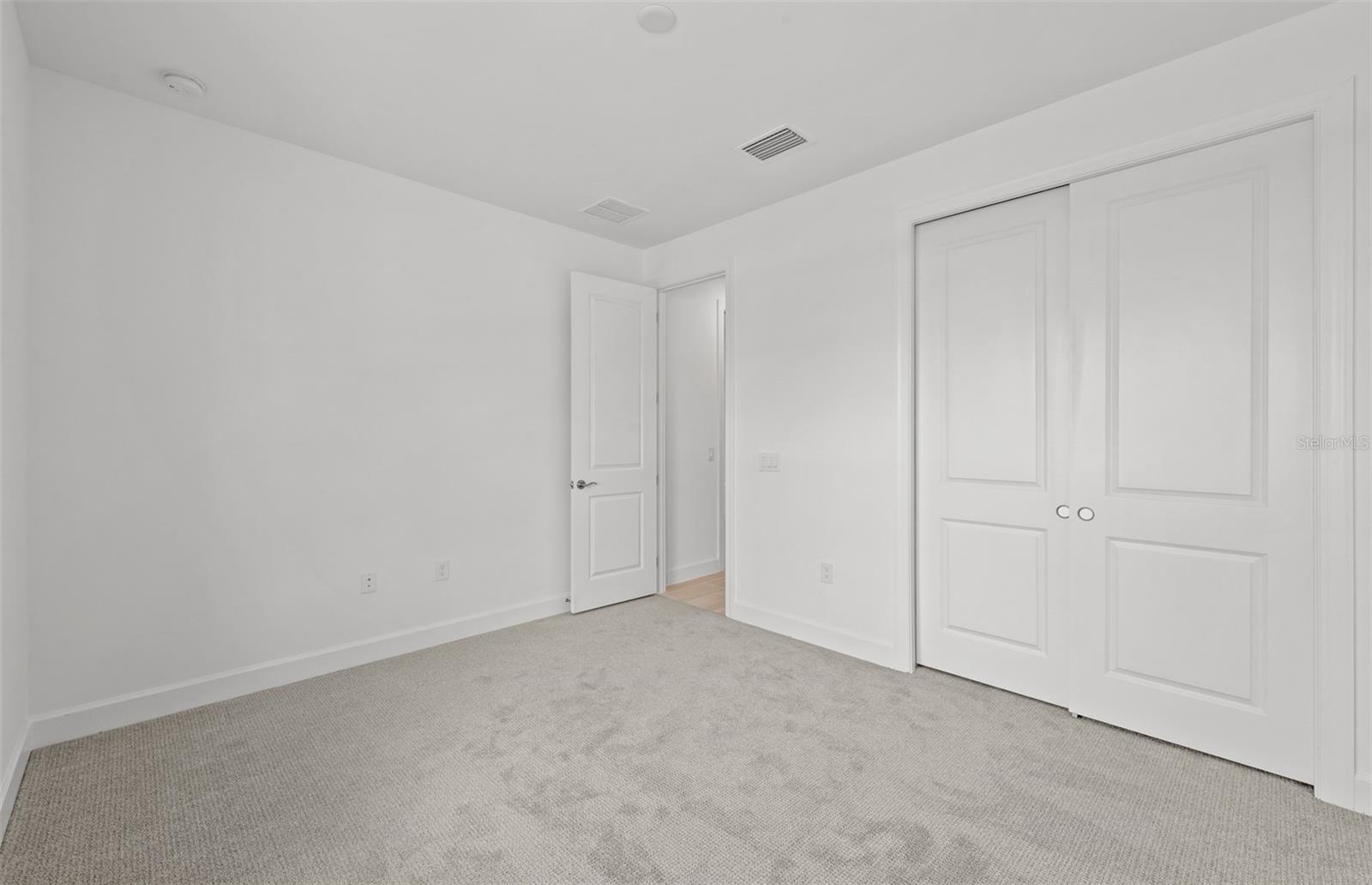 16526 Ennis Pl Property Photo 8