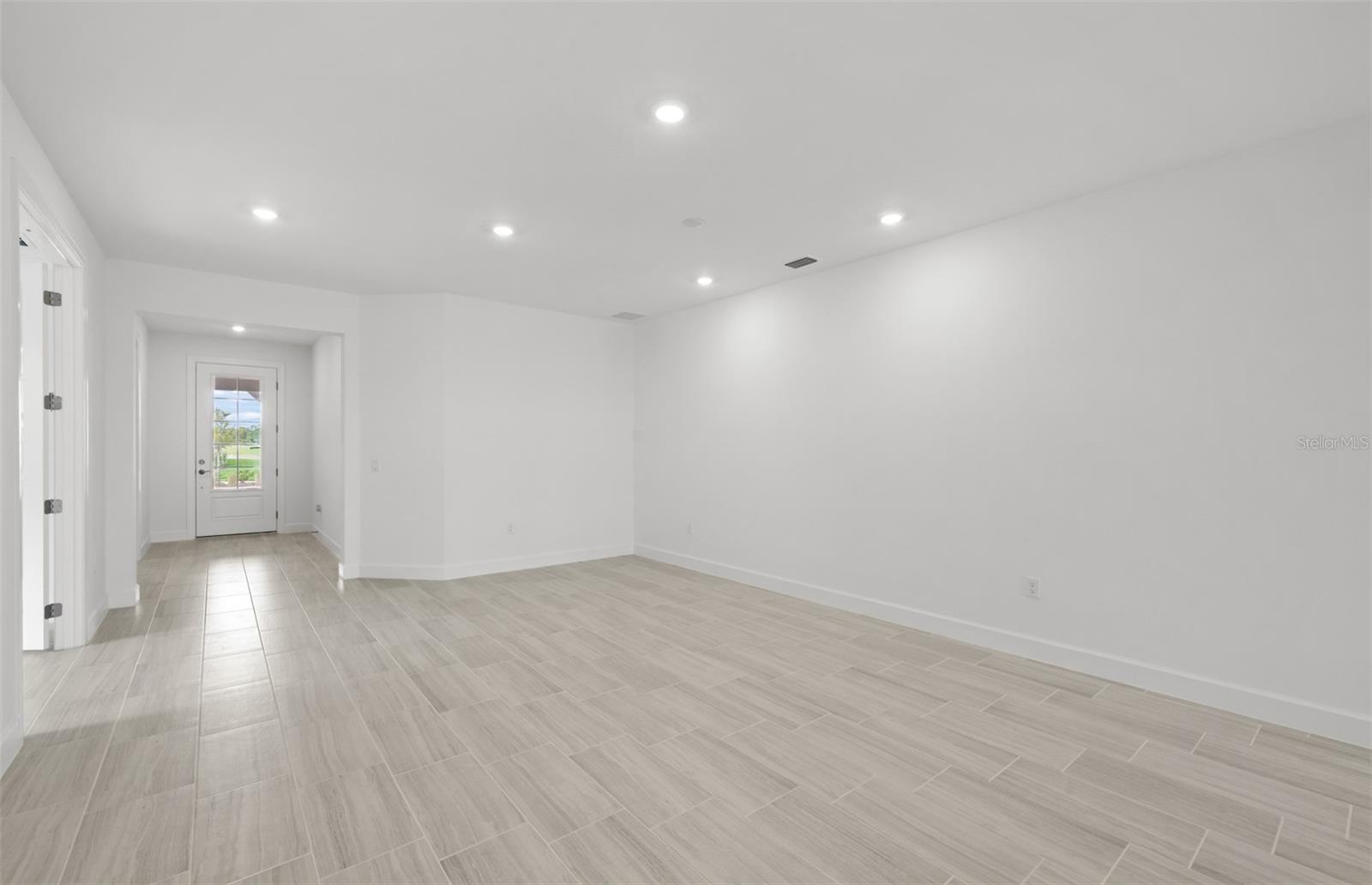 16526 Ennis Pl Property Photo 11