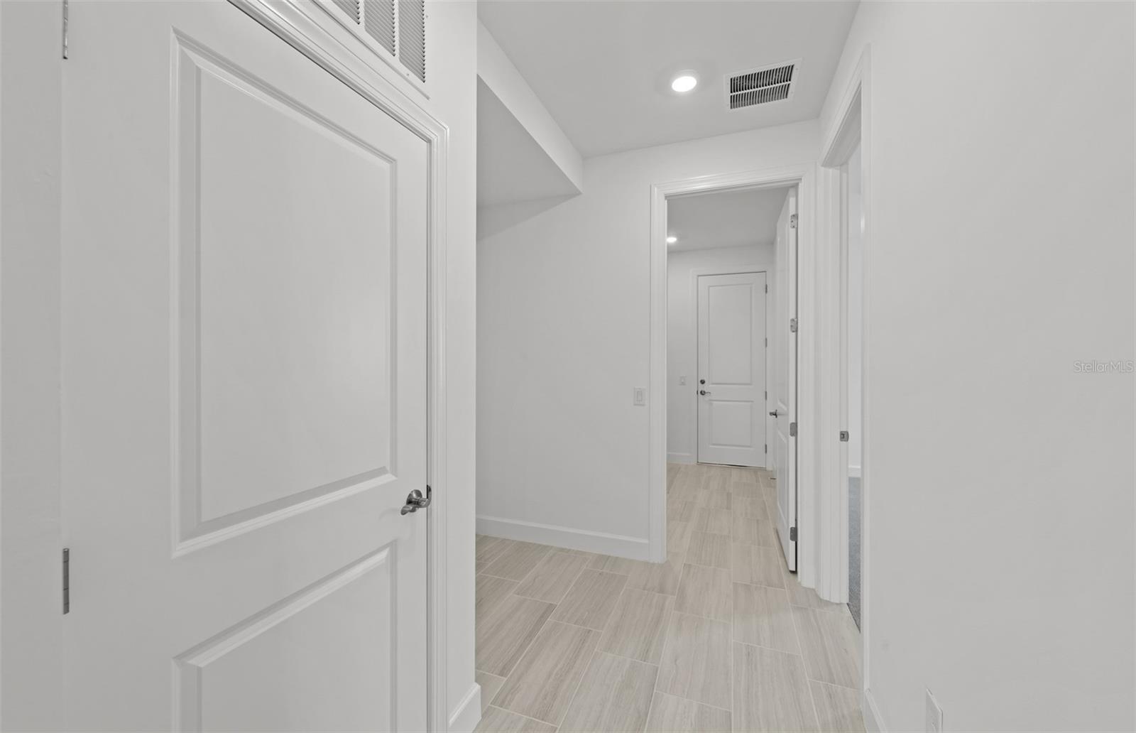 16526 Ennis Pl Property Photo 29