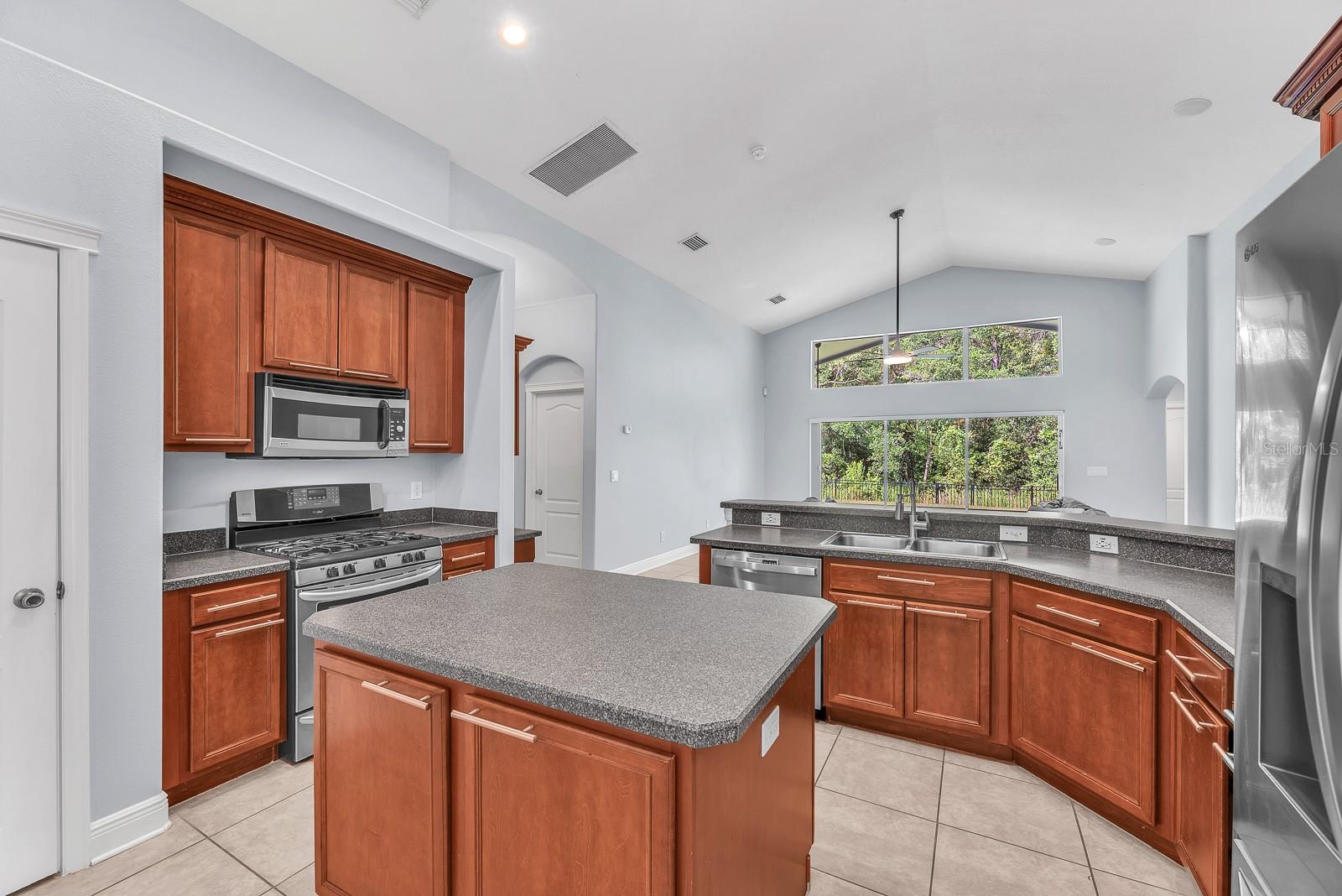 16405 Bridgewalk Dr Property Photo 11