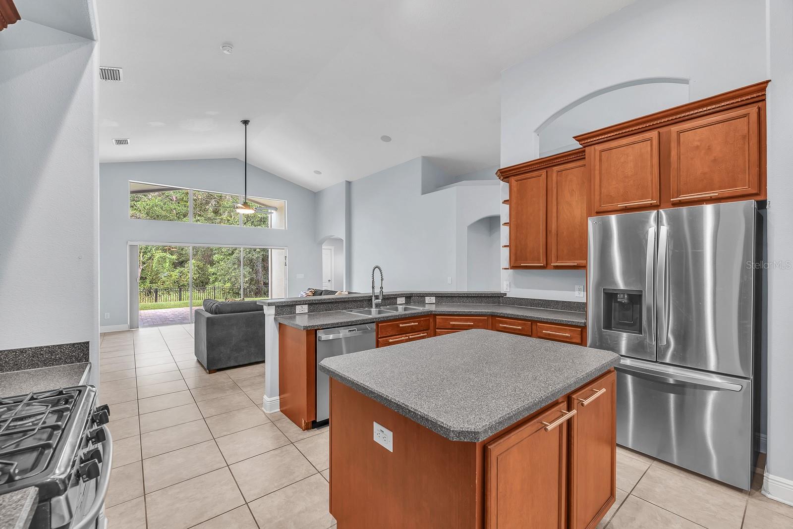 16405 Bridgewalk Dr Property Photo 12