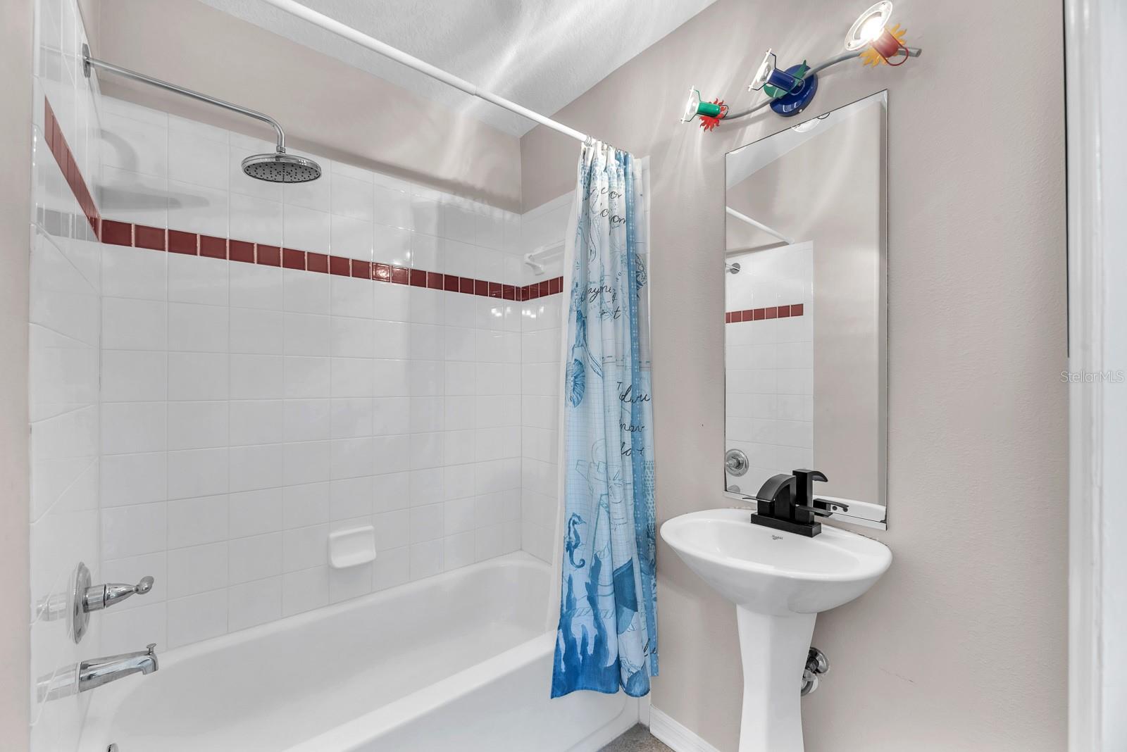16405 Bridgewalk Dr Property Photo 28