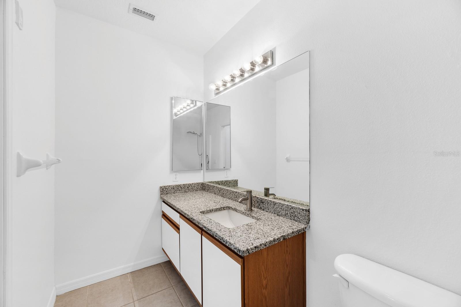 6014 Portsdale Pl #202 Property Photo 16