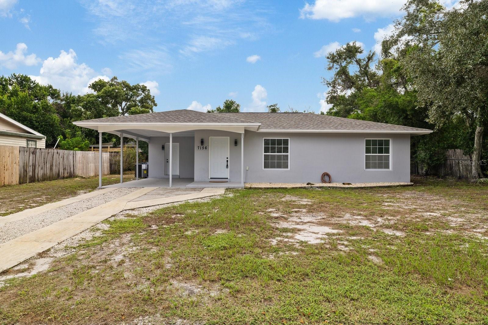 7156 Spring Hill Dr Property Photo 2
