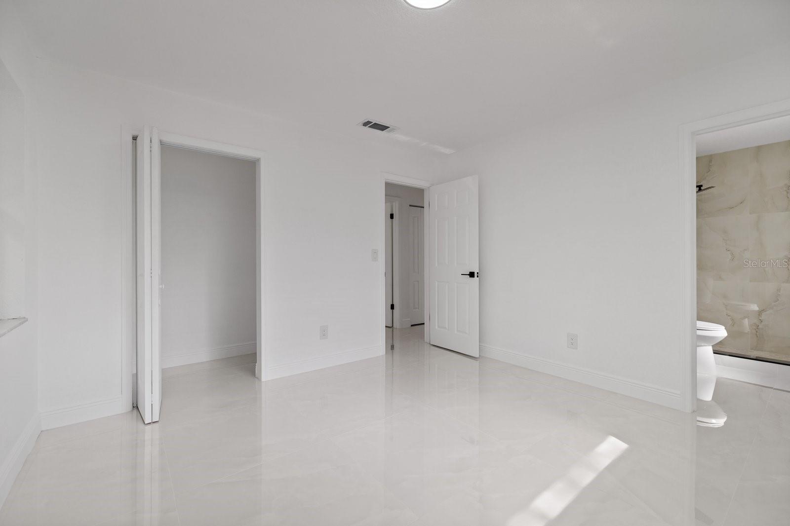 7156 Spring Hill Dr Property Photo 15