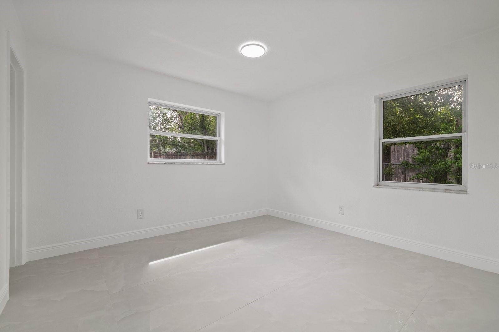 7156 Spring Hill Dr Property Photo 17