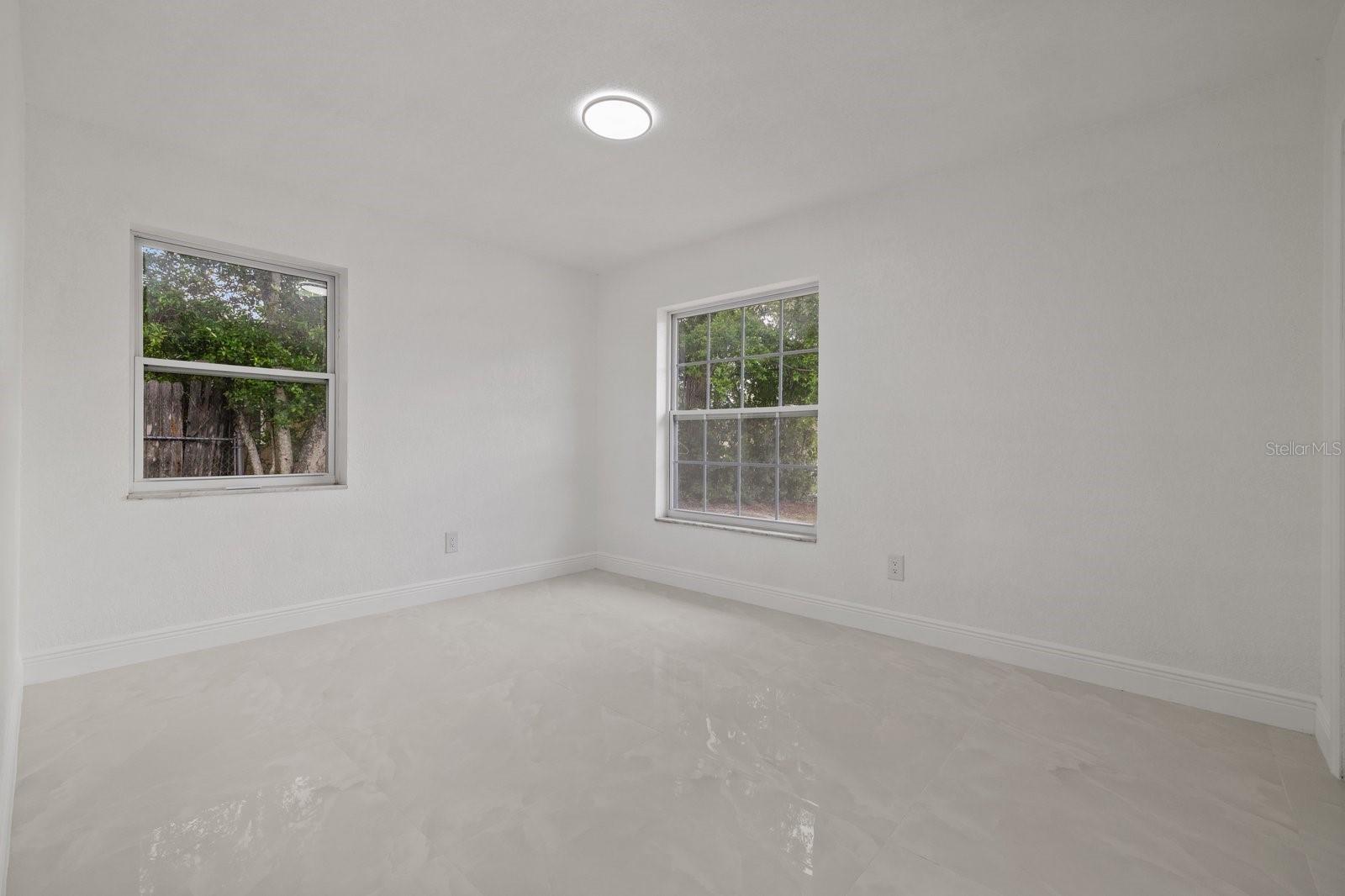 7156 Spring Hill Dr Property Photo 25