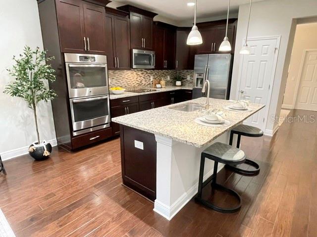 1747 Oak Hammock Ct Property Photo 9