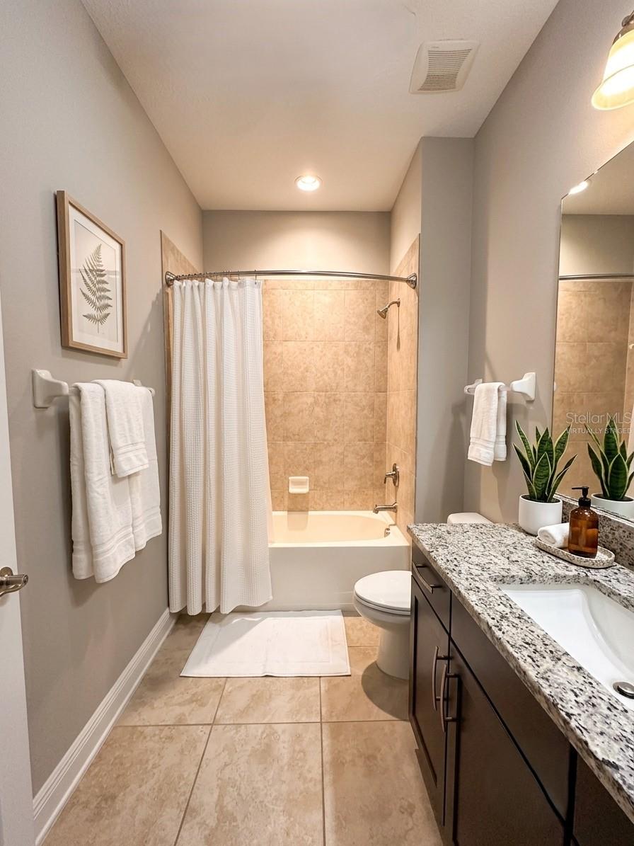 1747 Oak Hammock Ct Property Photo 18